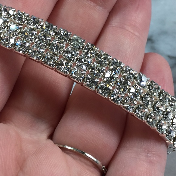 Set of 2 Silver Crystal Stretch bracelets. - Picture 4 of 4